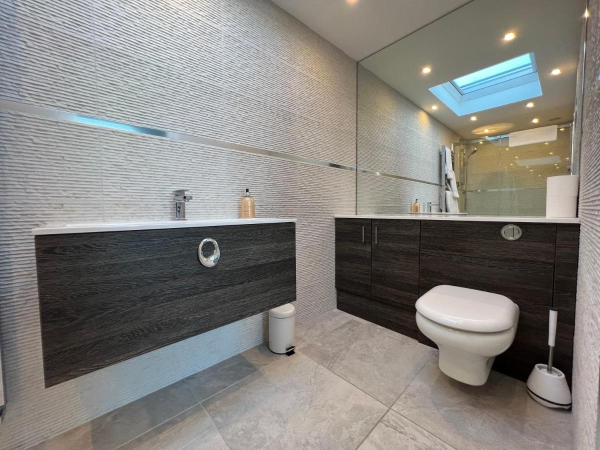 Luxurious 4 Bedroom Home In The Heart Of The Cotswolds With Hot Tub! Stow-on-the-Wold Exterior foto