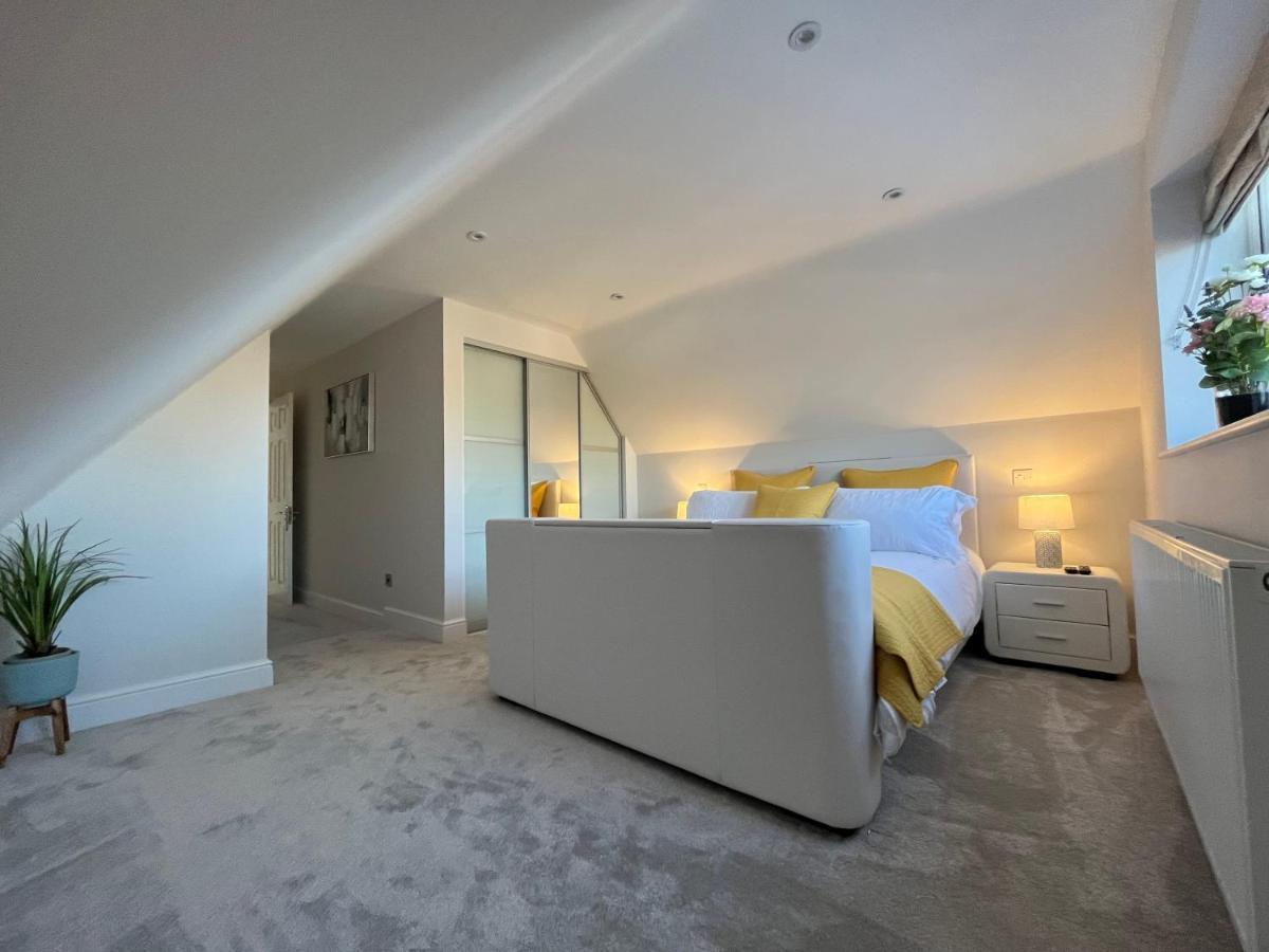 Luxurious 4 Bedroom Home In The Heart Of The Cotswolds With Hot Tub! Stow-on-the-Wold Exterior foto