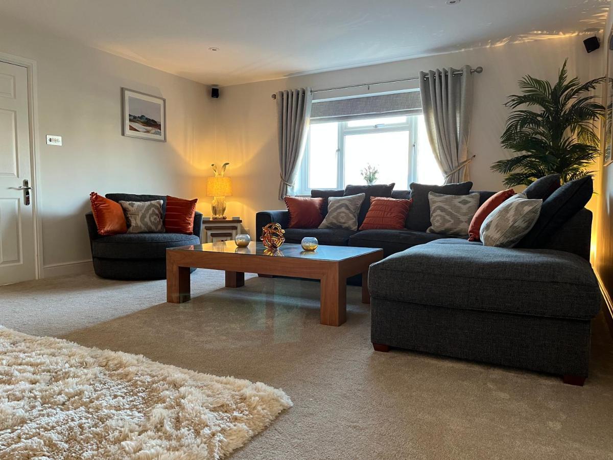 Luxurious 4 Bedroom Home In The Heart Of The Cotswolds With Hot Tub! Stow-on-the-Wold Exterior foto